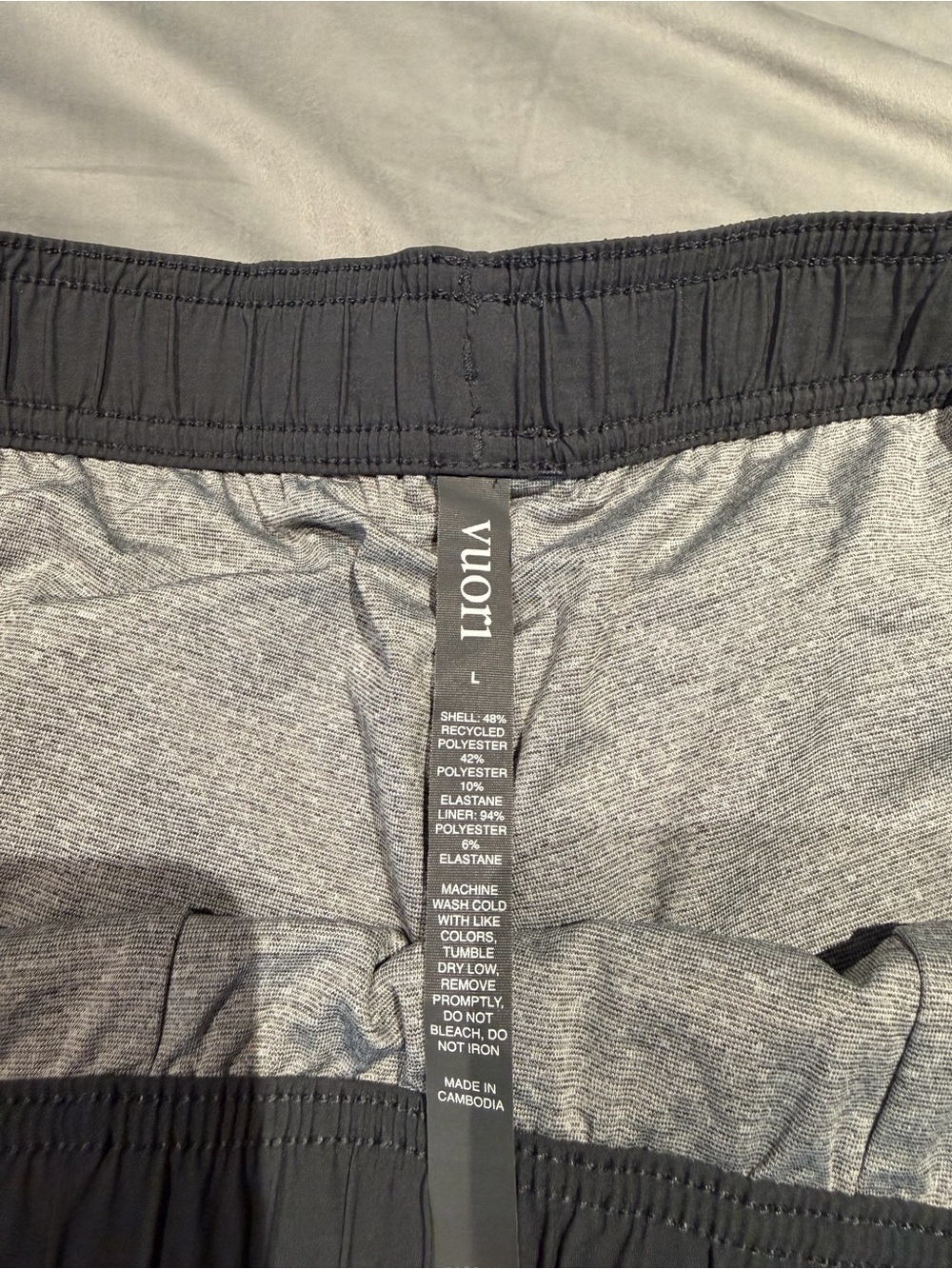 Vuori Kore Shorts Lined - Size L - Picture 3 of 3